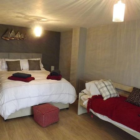 The Swallows Guest House New Quay  Buitenkant foto