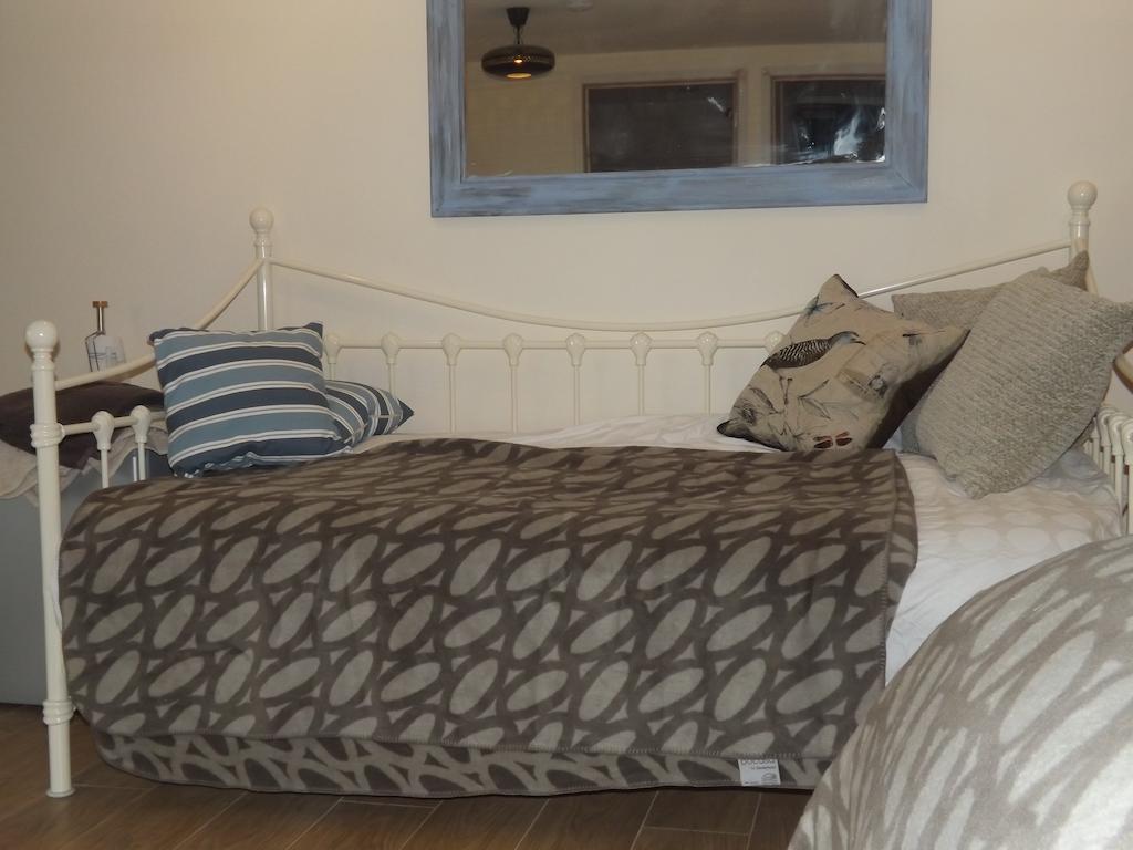 The Swallows Guest House New Quay  Kamer foto