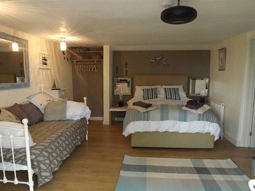 The Swallows Guest House New Quay  Buitenkant foto